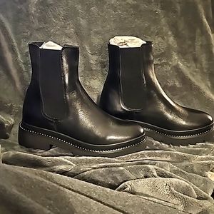 NIB Nine West Chelsea Boot US 10